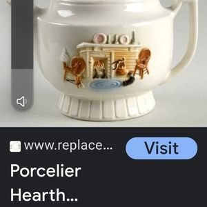 Vintage porcelier teapot w-lid